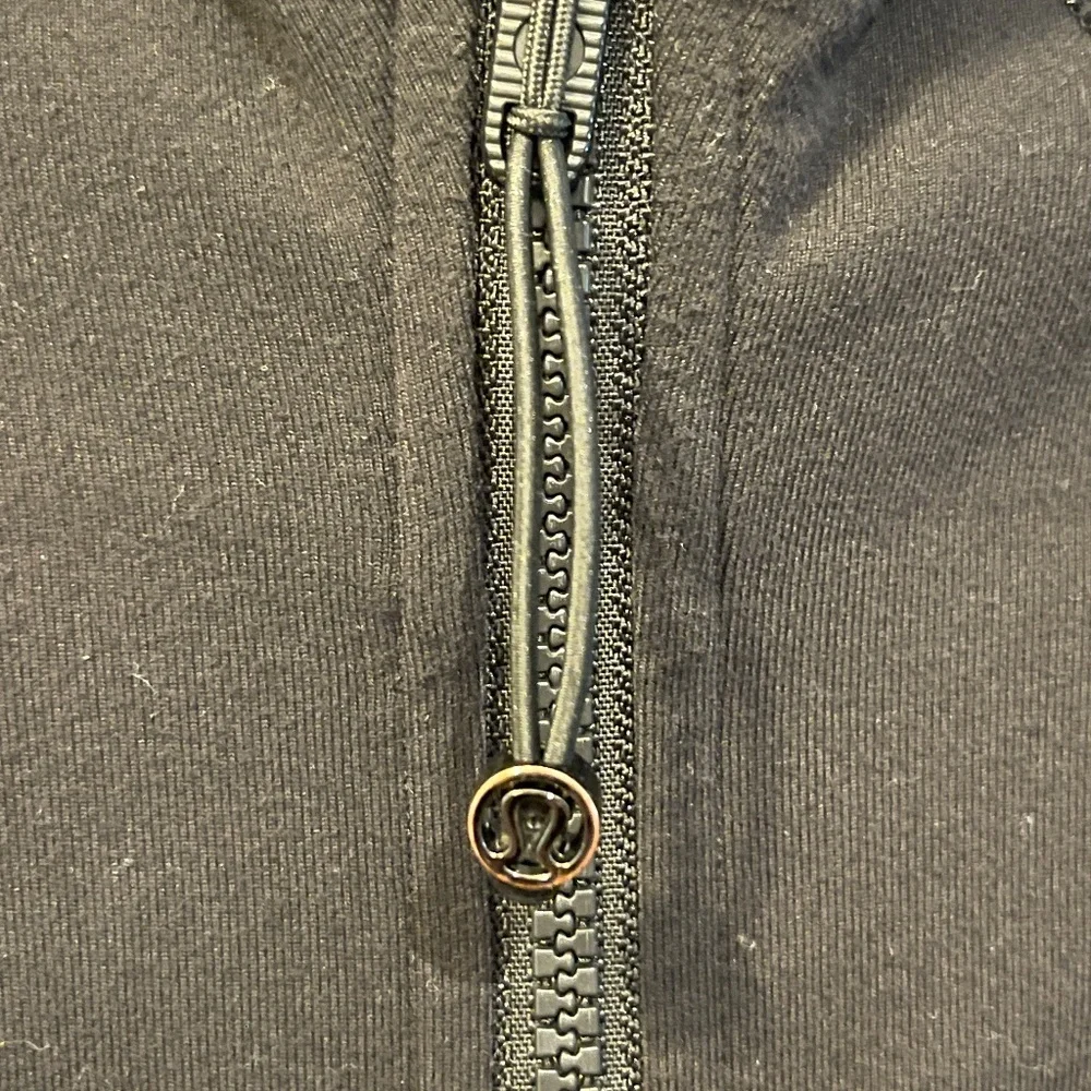 Lululemon In Flux Reversible Jacket Hoodie - Picture 10 of 12